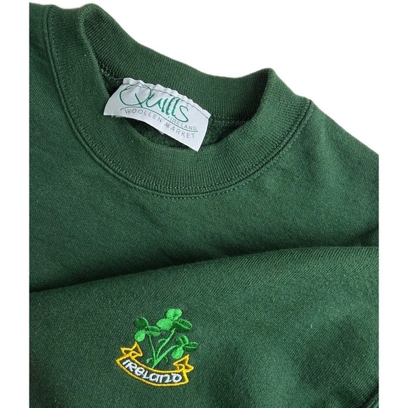 Fruit of the Loom Other - VTG. QUILLS WOOLEN MARKET GREEN IRELAND SWEATSHIRT MEDIUM FRUIT OF THE LOOM